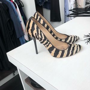 Gucci Tiger Striped mohair heel